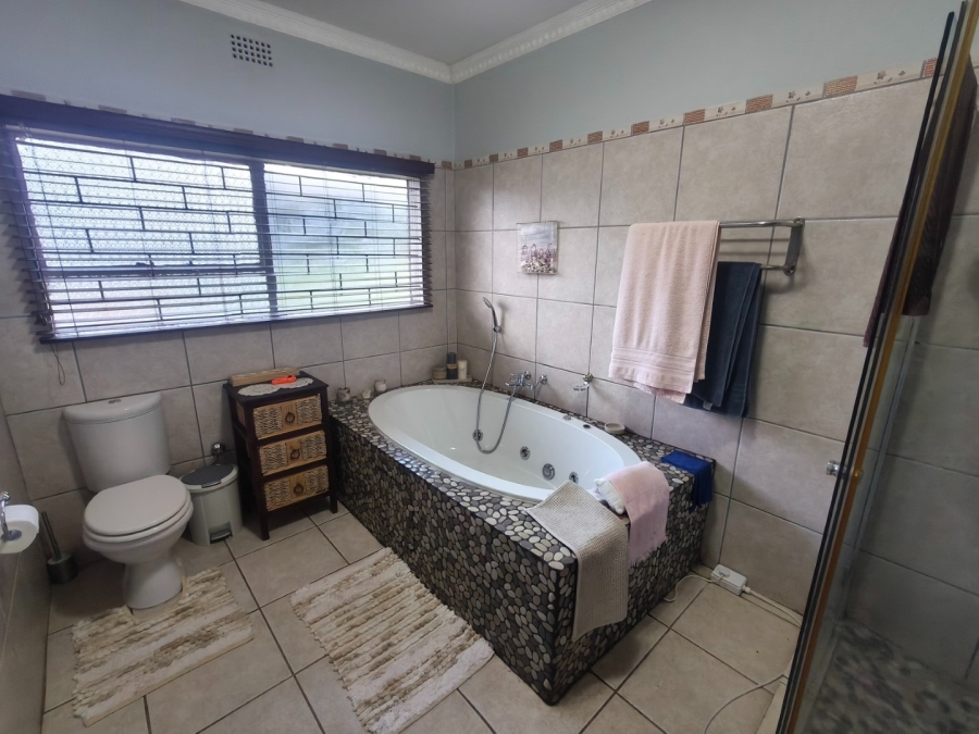 3 Bedroom Property for Sale in Rustenburg Rural North West